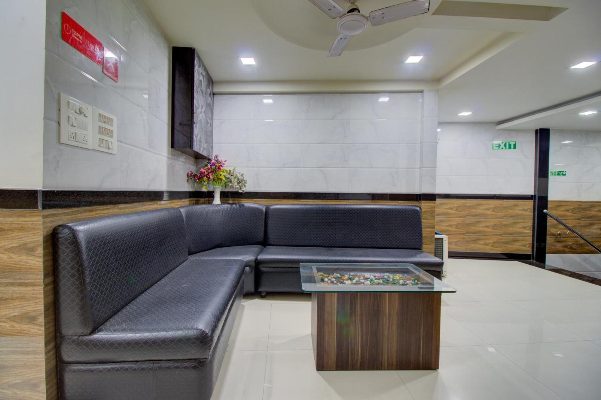 Hotel O Sion Residency Mumbai Exterior foto